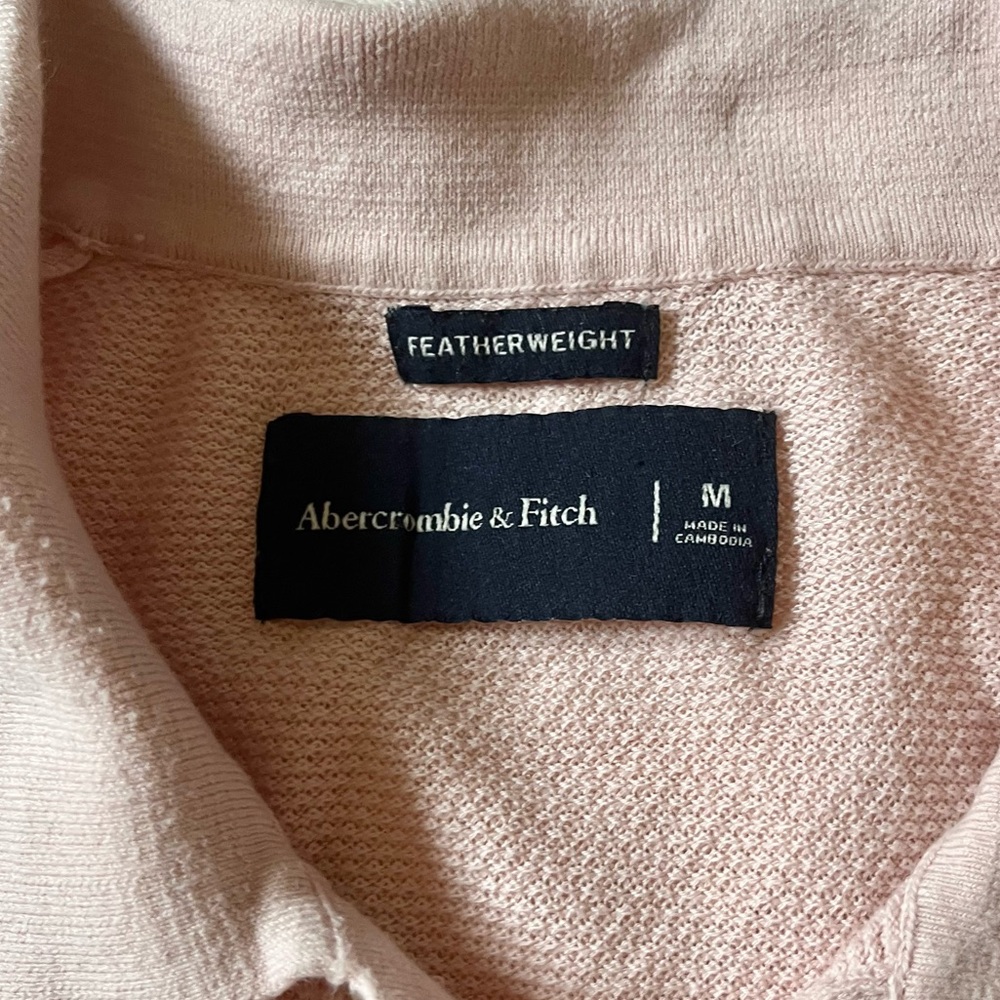 Abercrombie & Fitch Pink Knit Men's Shirt Size Medium - Picture 2 of 7